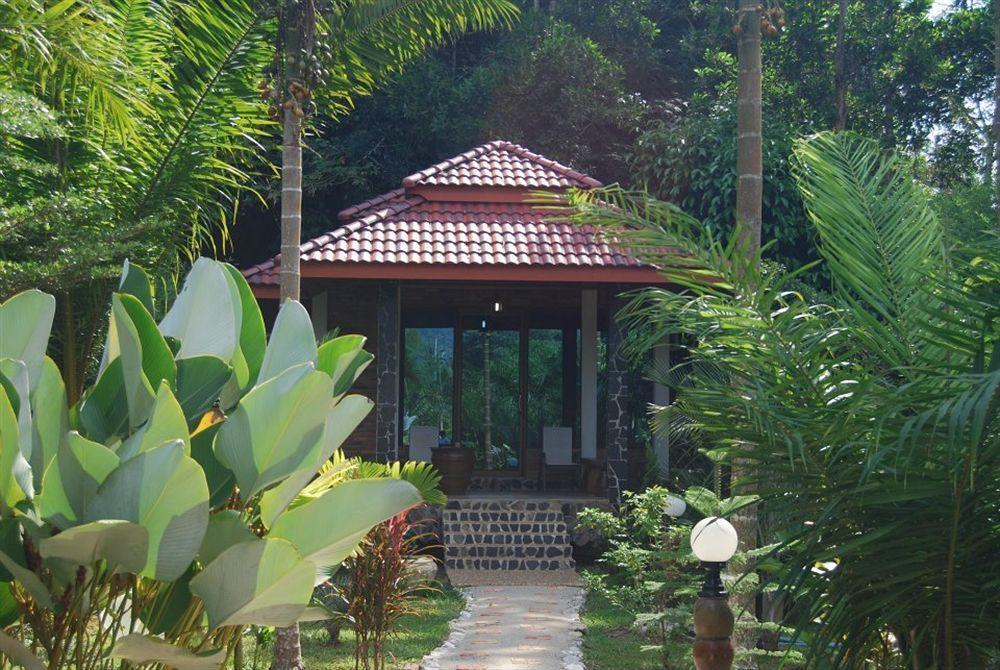 Khao Sok Riverside Cottage Khao Sok National Park Εξωτερικό φωτογραφία